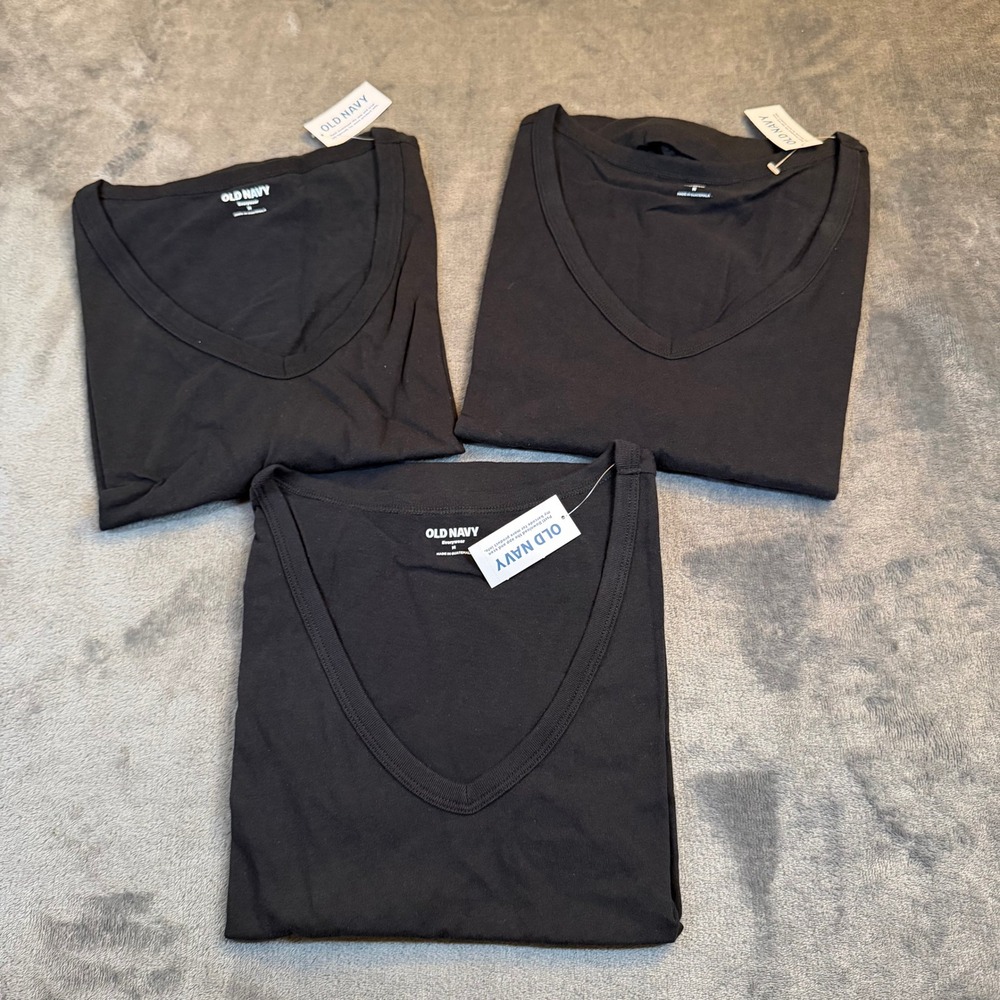 Old Navy Everyday T Shirt Womens Medium Black 3 Piece Set Cotton V Neck NWT